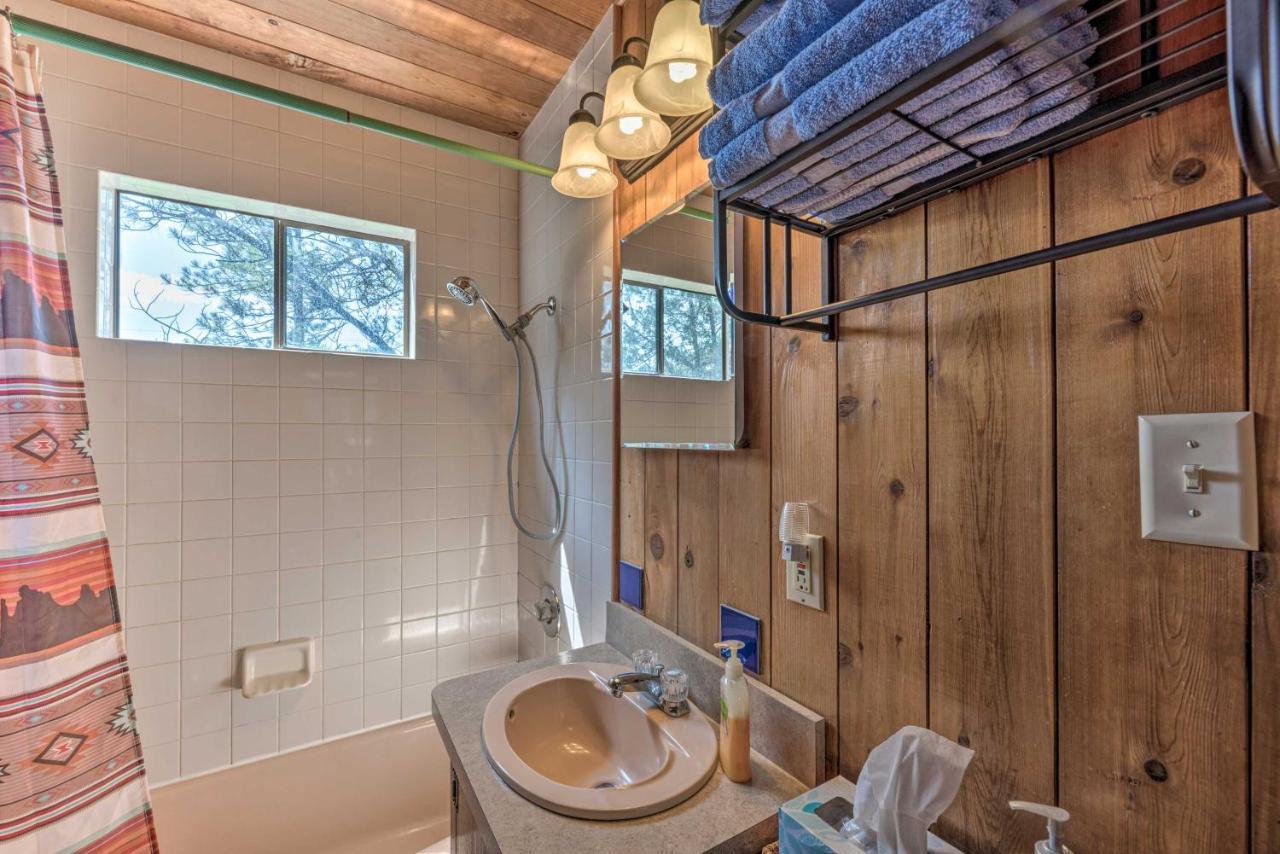 רואידוסו Quiet Retreat With Hot Tub - 16 Miles To Ski Apache! מראה חיצוני תמונה
